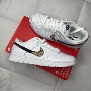 Women Nike Dunk Low SE
White/ Multi-Color- White
Leopard Pattern
W 6.5 New